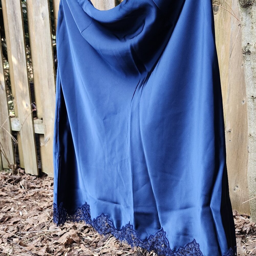 *NWT* Women's XXL Simply Vera Vera Wang Navy Satin & Lace Midi Skirt